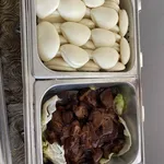 Yeh’s homemade bun with stewed meat 夜招牌扣肉包