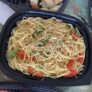Thyme Aglio Olio with Mixed Veg