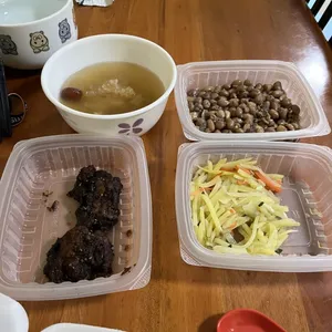 Lunch/Dinner Tingkat (5 Days, 3 Dishes + Soup OR 4 Dishes)