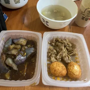 Lunch/Dinner Tingkat (5 Days, 3 Dishes + Soup OR 4 Dishes)