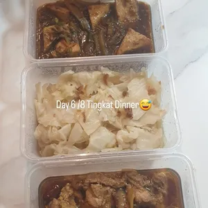 Traditional Tingkat Series - 8 Days TRIAL promo (3 Dishes 1 Soup / 4 Dishes ) *FIRST TIME* only