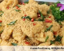 Oat Cereal Fish 		麦片鱼片 | Customer Photo | +ROBERT CATERING SERVICES PTE LTD