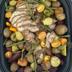Slow Roast Leg of Garlic-Herb & Rosemary Lamb<br> Marinated Greek Lamb with Aromatic Herbs and Mint Sauce
