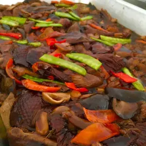 冬菇海参鸭 Braised Duck w/ Sea Cucumber