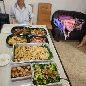 Rice w/ Chinese Sausage & Yam 芋 香 腊 味 饭