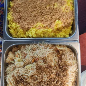 Thai Pineapple Rice 50% & Sin Chow Bee Hoon 50%