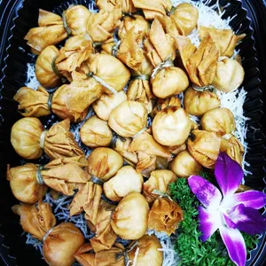 Golden Seafood Pocket with Oriental Dip