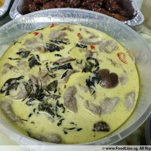 Green Curry Beef