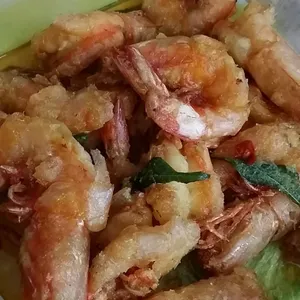 Salted Egg Prawns 咸蛋虾