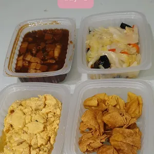 Lunch Tingkat (20 Day, 3 Dishes + Soup OR 4 Dishes)