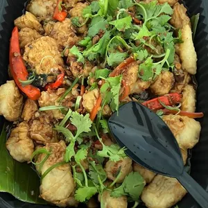 红椒豉汁香鱼片Battered Fish Fillet in Red Chilli and Fermented Black Bean Sauce