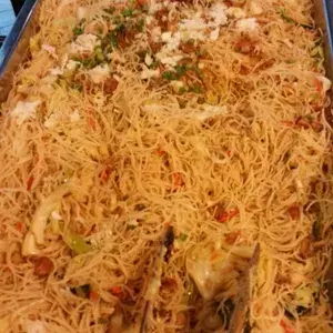 蟹肉炒米粉 Fried Bee Hoon w/ Crab Meat
