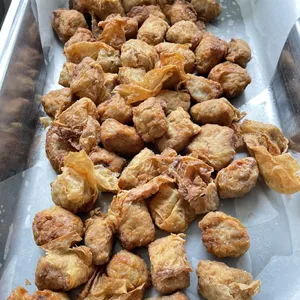 Crisp fried prawn rolls 虾枣