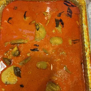 Signature Curry Chicken