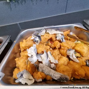 Golden Salted Egg Fish w Crispy Fish Skin