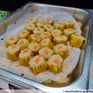 Steamed Mini Chicken Siew Mai with Sweet Sauce