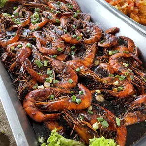 Sauteed Asian Har Lok Prawn