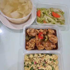 Trial Tingkat - 3 Dishes + 1 soup/ 4 Dishes (5 days)(Dinner)