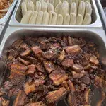 扣肉馒头 Braise Pork w/ Bun