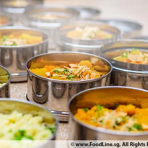 Lunch Tingkat (20 Day, 3 Dishes + Soup OR 4 Dishes)