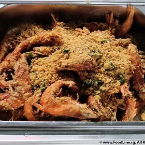 Oatmeal honey prawn 麦片蜜汁虾