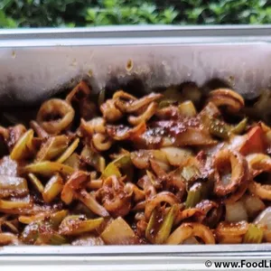 Sautéed squid in sambal dressing 招牌叁芭苏东