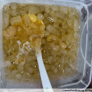 Chilled Cheng Tng with Snow Fungus and Longan