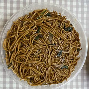 Vegetarian Cantonese Fried Noodle