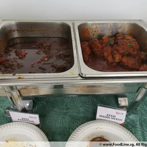 The Hari Raya Set<br>- Rice Cubes (Nasi Empit)<br>- Sayur Lodeh<br>- Ayam Masak Merah<br>- Rendang Daging/Sambal Goreng Pengantin<br>- Sambal Sotong Kering<br>- Serunding<br>- Mee Hoon Goreng Putih/Merah