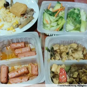 Lunch Tingkat (20 Day, 3 Dishes + Soup OR 4 Dishes)