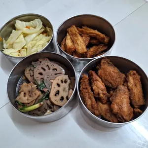 Jessie Catering Tingkat Meal - 3 dishes + 1 soup/ 4 dishes (10 days)