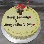 Premium durian cake (Size: 8") (Qty of Big Candles: 6) (Qty of Small Candles: 0)