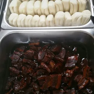 扣肉馒头 Braise Pork w/ Bun