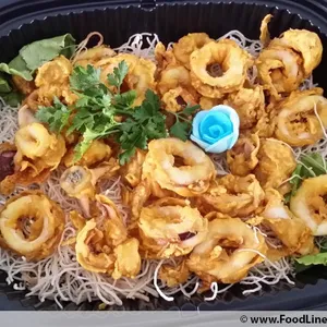 Deep Fried Garlic Sotong •五香苏东