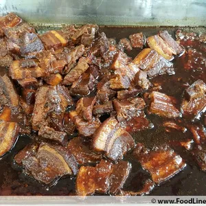 扣肉馒头 Braise Pork w/ Bun