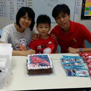 1x HERO BIRTHDAY @$58.9 (Size : 9 Inch (12-18 pax)) (Flavours : Blackforest) (Eggless : No) (Big Candles : 6) (Small Candles : 6)