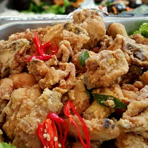 Salted Egg Chicken • 咸蛋鸡(Chef's Recommended)