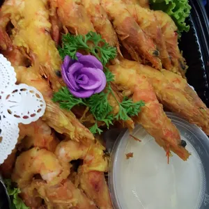 Salad Prawn •沙律虾