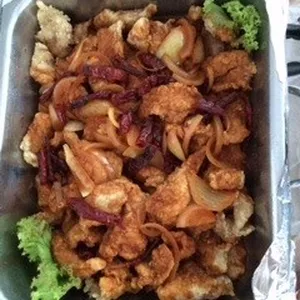 Sliced Fish w/ Dried Chilli • 宫保鱼片(Chef's Recommended)