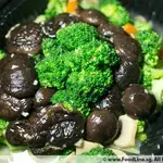 Broccoli w/ Mushroom •香菇兰花 (Chef's Recommendation)