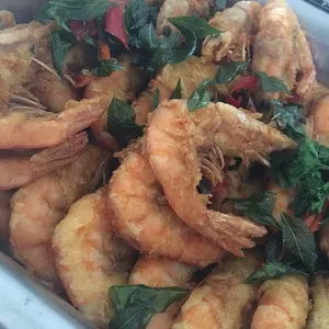 香炸牛油虾 Crispy Butter Prawn