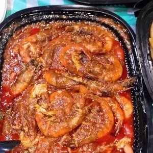 5. Sauteed Vanamei Prawn with Chilli Crab Sauce