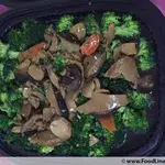 三菇西兰花 Broccoli w/ Assorted Mushroom