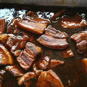 Braised Pork w/ Bun • 扣肉包(Chef's Recommended)