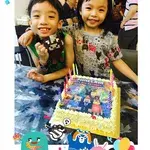 1x MINECRAFT FAMILY @$58.9 (Size : 9 Inch (12-18 pax)) (Flavours: Vanilla) (Eggless: No) (Big Candles : 9) (Small Candles : 1)