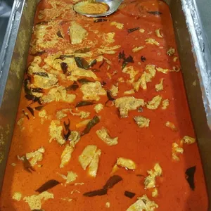 Curry Chix*