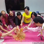1x 发财鱼生 Chef’s Creation of “Fa Cai Yu Sheng” (Serves 10 Pax)
