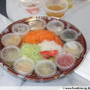 8x Smoked Salmon Yu Sheng Platter 发财鱼生(serves 10 pax)