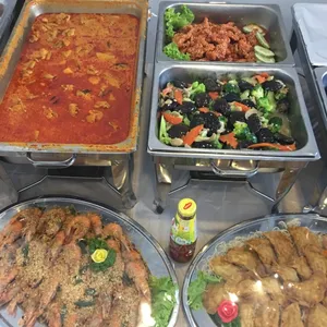 Curry Chicken • 咖哩鸡(Chef's Recommended)