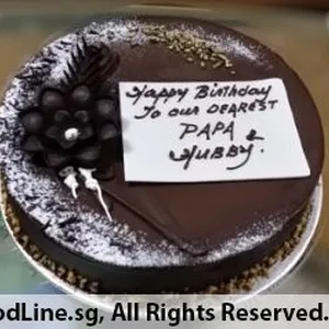 1x Signature Chocolate Etoile @$45 (Weight: 1 kg) (Qty of Big Candles: 3) (Qty of Small Candles: 4)